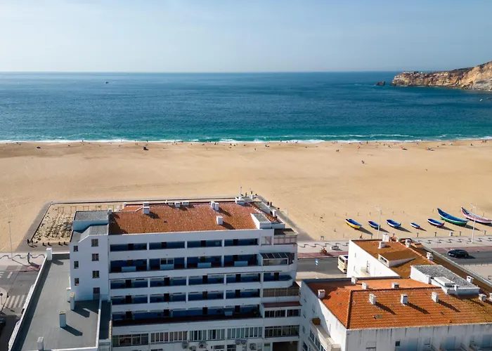 T2 Dina's Place Lägenhet Nazaré