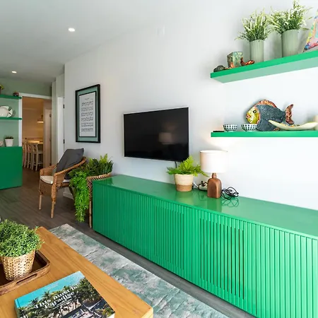 Apartment T2 Dina's Place Nazare