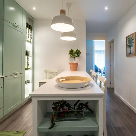 T2 Dina's Place 나자레