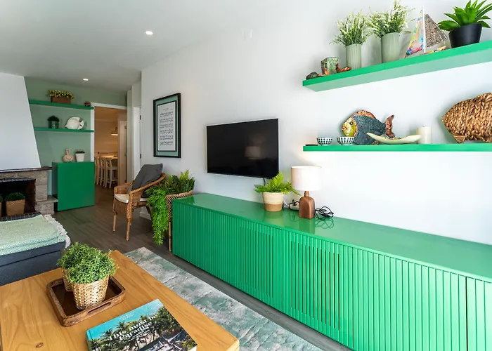 Апартаменты T2 Dina's Place Назаре