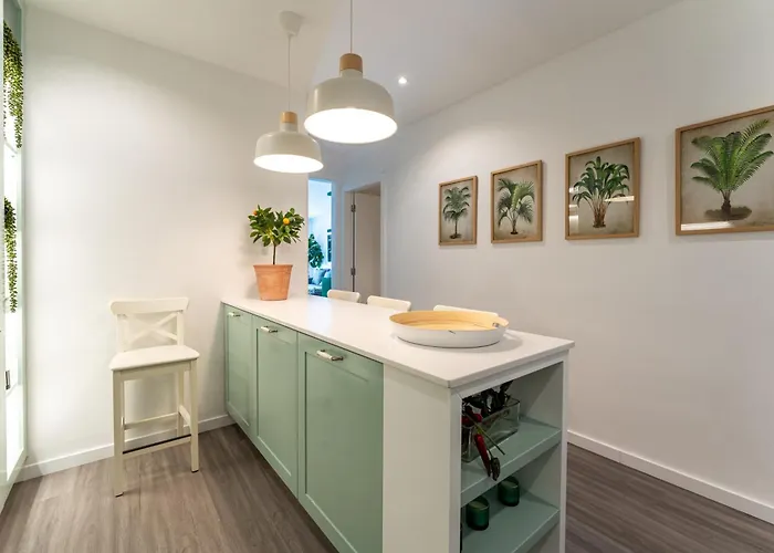 Апартаменты T2 Dina's Place *