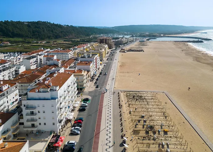 T2 Dina's Place Апартаменты