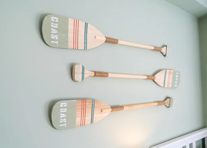 T2 Dina's Place Назаре